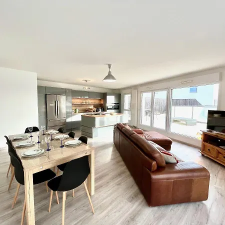T4 Avec Grande Terrasse Et Parking Prive * Καν