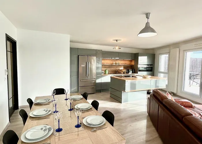 Apartmán T4 Avec Grande Terrasse Et Parking Prive Caen